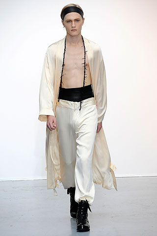 Ann Demeulemeester / - 2010